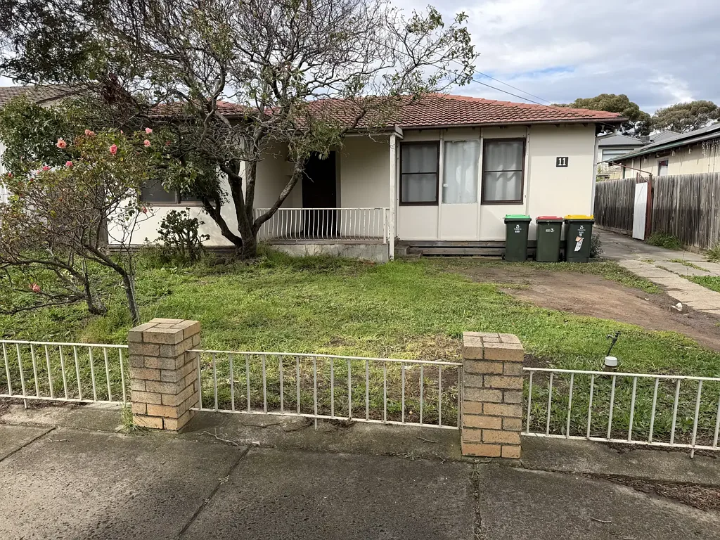 Classic 3Br Home in Laverton!
