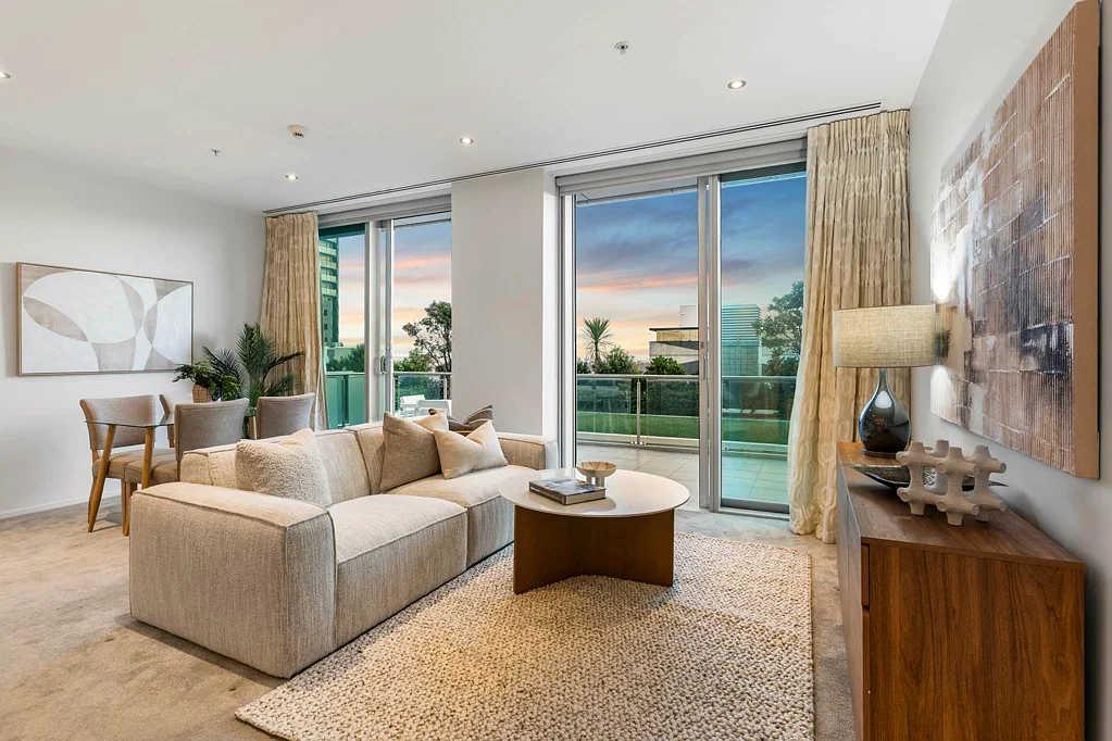 Takapuna 2બેડરૂમ Live Above It All
