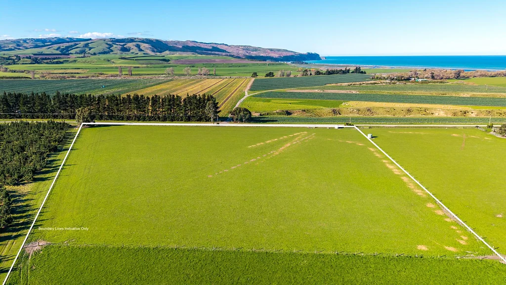 Amberley Love the Location - Lifestyle Living Awaits