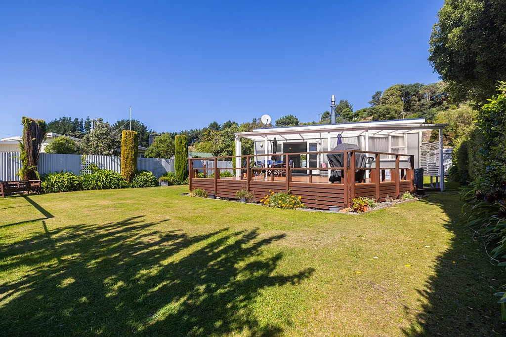Motunau 3房  Immaculately Presented River Retreat!