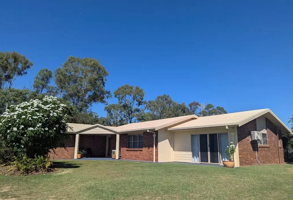 Gatton Acreage Dream - Spacious Family Living on 2 Hectares