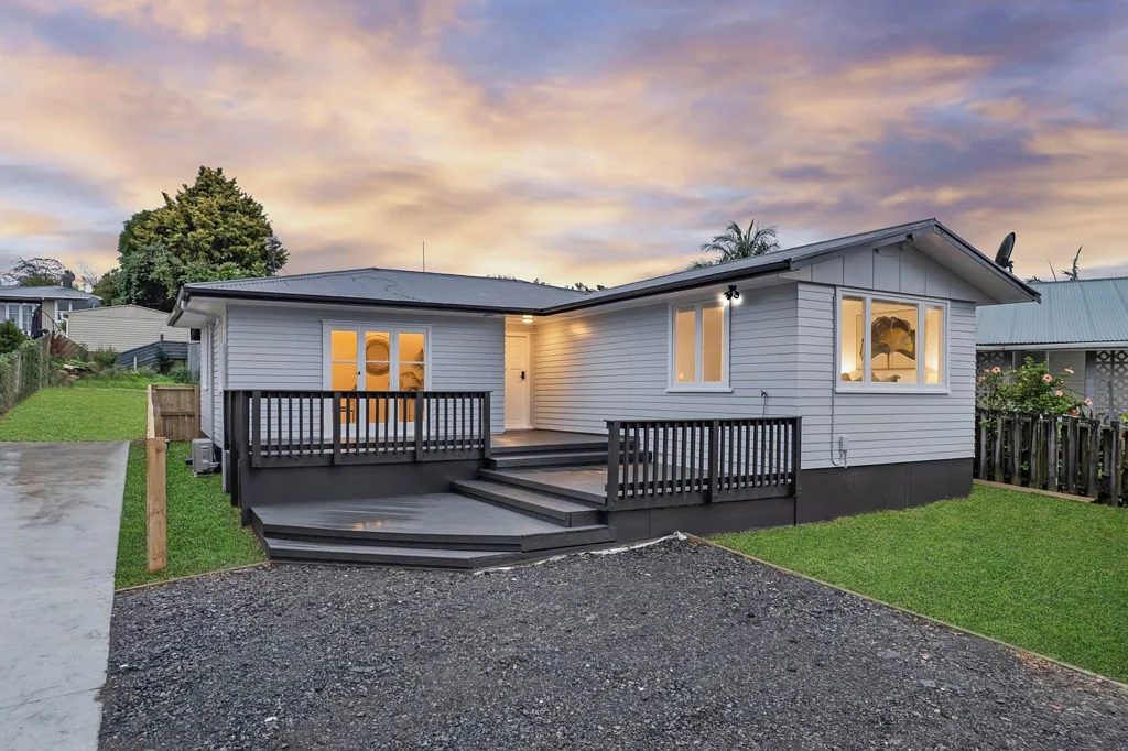 9 Ribblesdale Road, Henderson, Waitakere City, Auckland