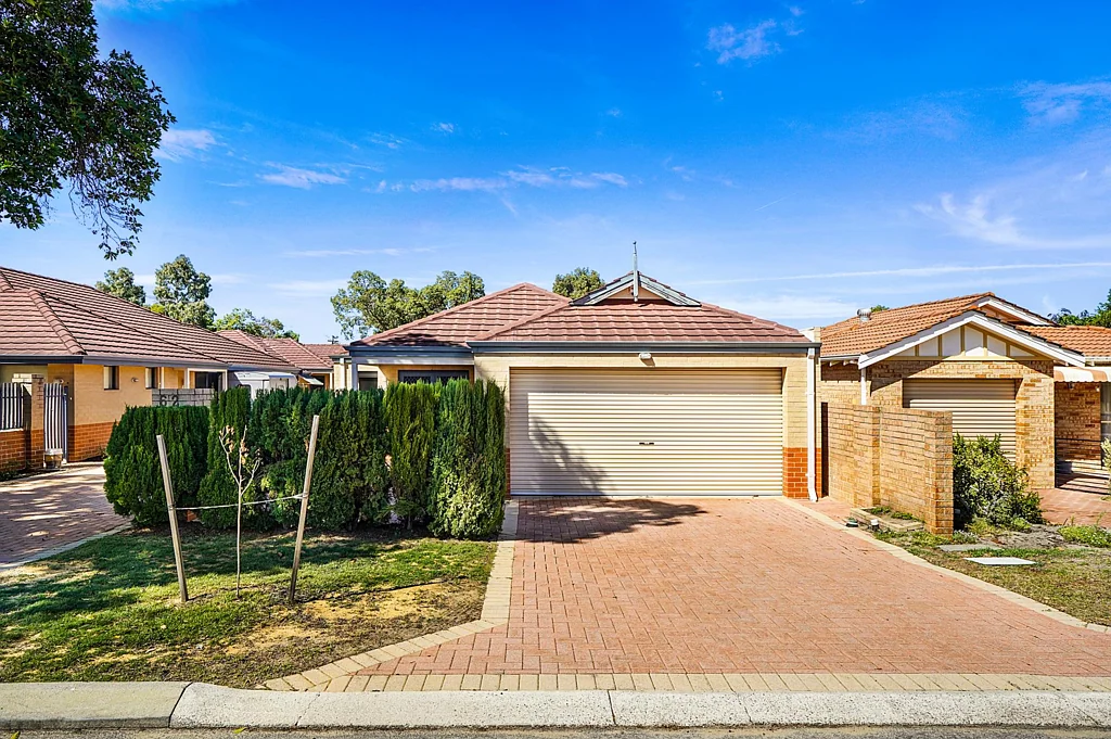 Yokine 3Zimmer Spacious & Inviting Villa in Prime Location!