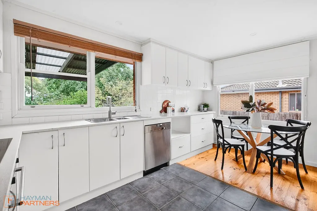 12 MacFarland Crescent, Chifley, ACT 2606