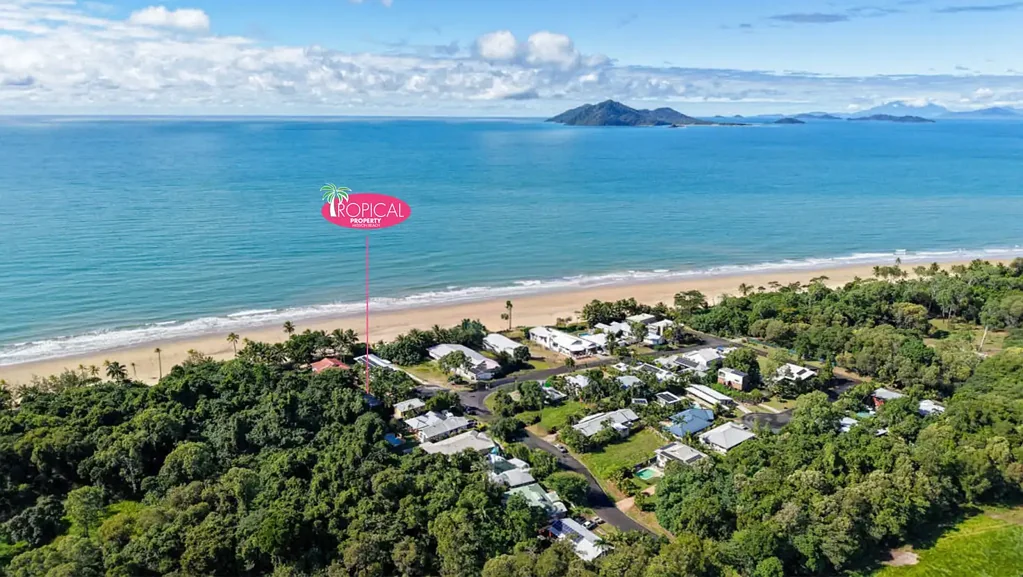 Mission Beach 2Kwarto LOCATION. LOCATION. LOCATION -  It Doesn’t Get Closer Than This at this Price Point !