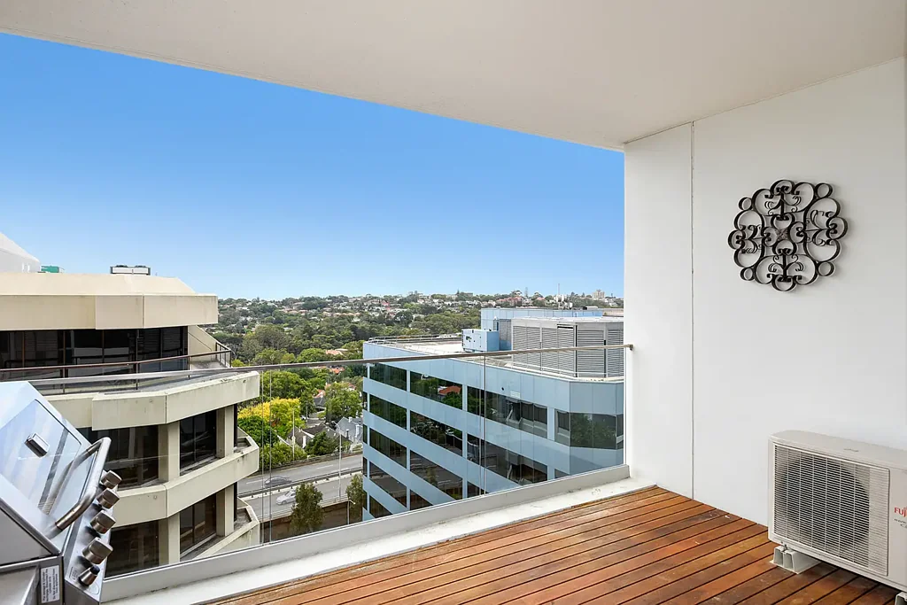 PREMIUM OVERSIZED 2BR APARTMENT WITHIN "FORUM"!