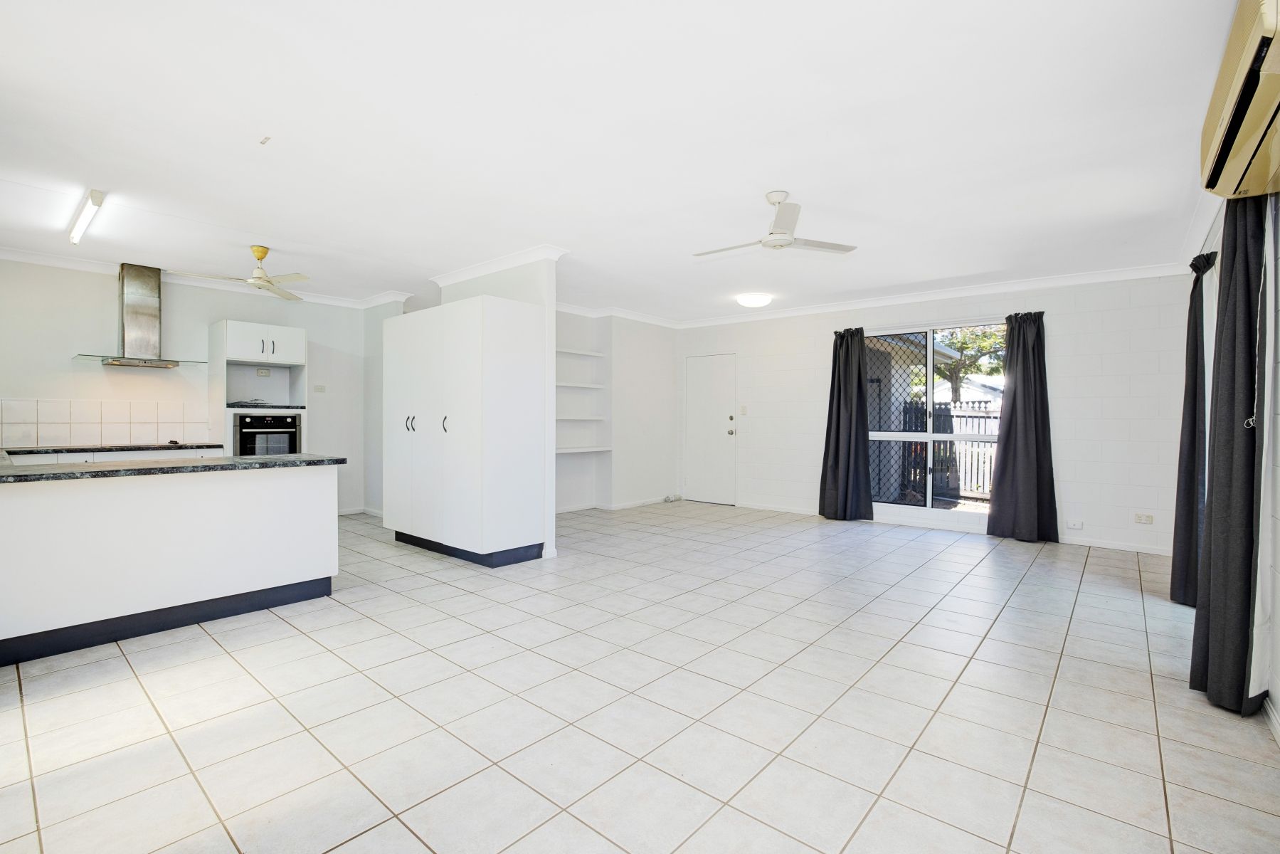 24A TEMPLETON CR, DOUGLAS QLD 4814, 0 Kuwarto, 0 Banyo, House