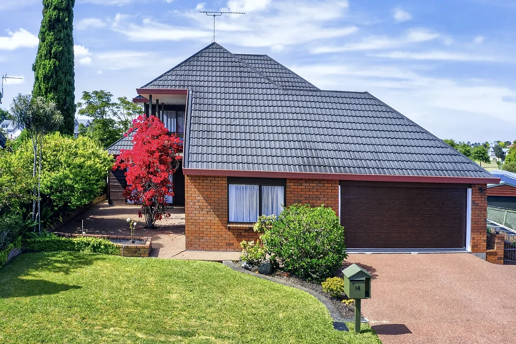 14 Channing Crescent, Botany Downs, Manukau City, Auckland