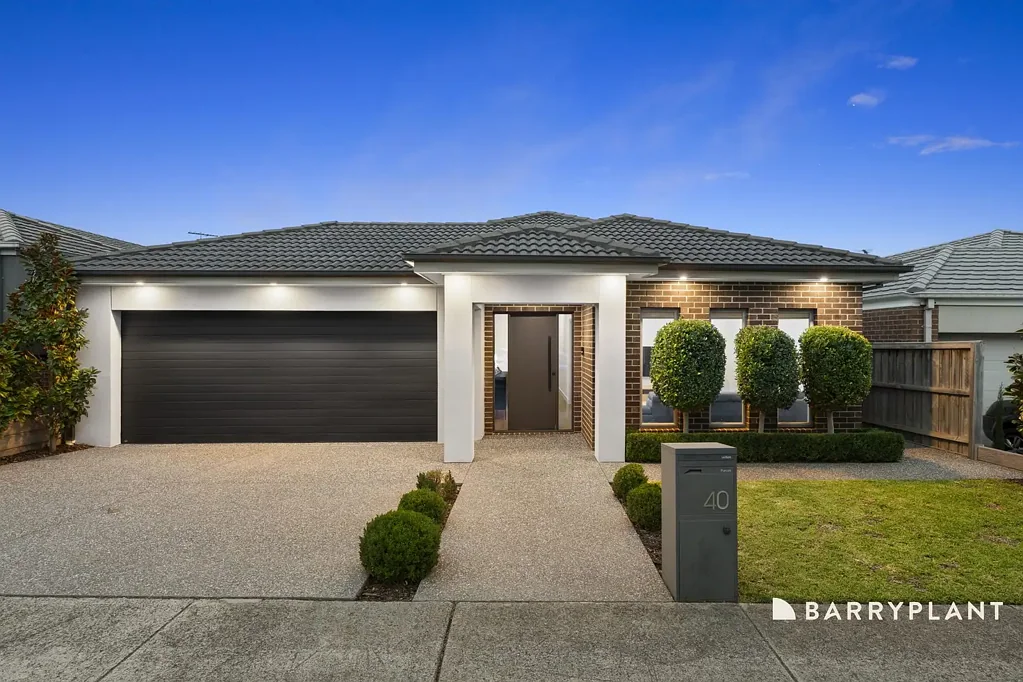 40 Dunraven Crescent, Doreen, VIC 3754