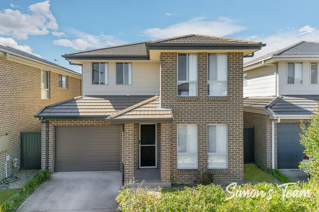 Marsden Park 4 Bedroom Quiet Street Living with Huge Backyard & Future Potential