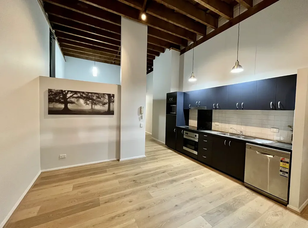 CITY LIVING AT IT'S BEST - PARTIALLY FURNISHED