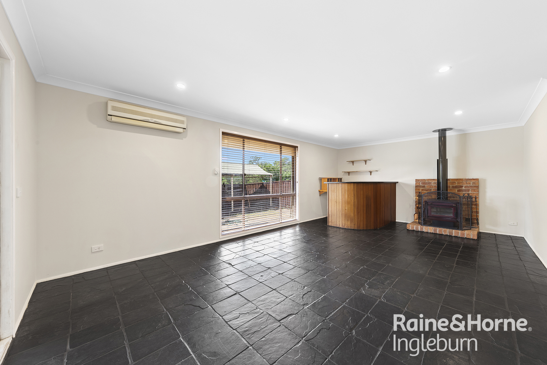 15 HAULTAIN ST, MINTO NSW 2566, 0 ห้องนอน, 0 ห้องน้ำ, House