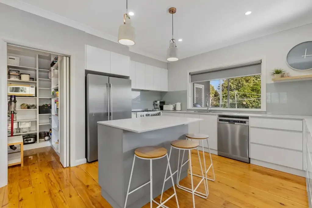 76 Jellicoe Street, Temora, NSW 2666