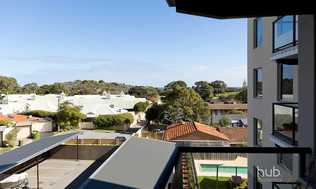 Spacious Apartment with Views, Pool Access & Prime Location