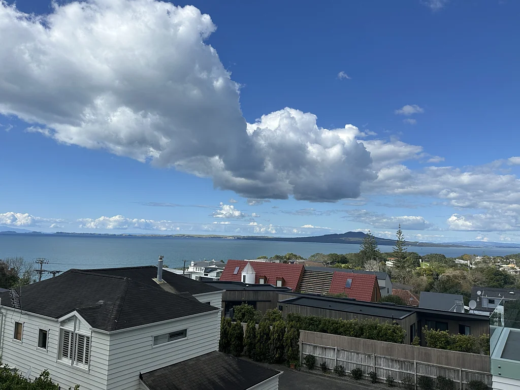 Castor Bay Family Home