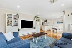 19 Gadd Street, Success