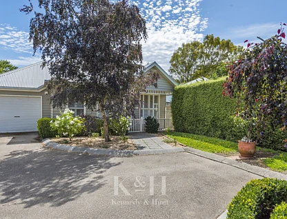 10/262-264 Station Road, New Gisborne, VIC 3438, 1房, 1浴, Townhouse