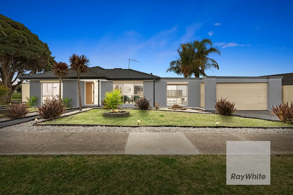 1 Monterey Court, Mill Park, VIC 3082