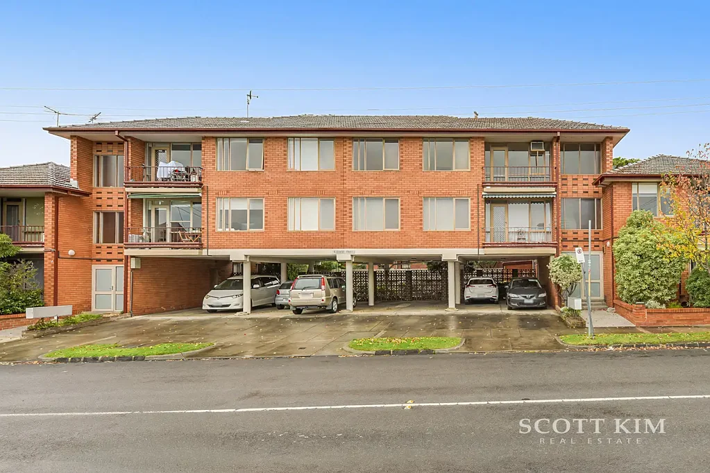 Elsternwick 2 Slaapkamer Renovate, Elevate, Create – Elsternwick’s Hidden Gem Awaits