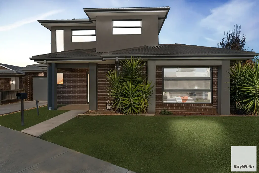Fraser Rise 3 Bedroom Prime Located Family Home!