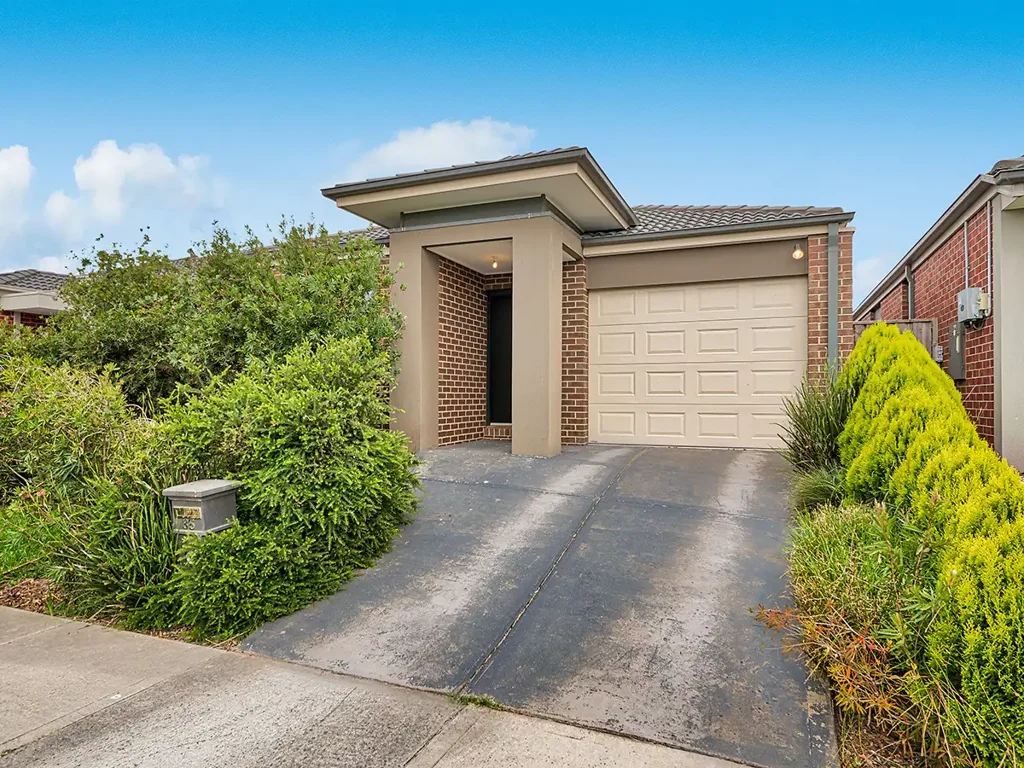Stylish Family Living in The Avenue Estate