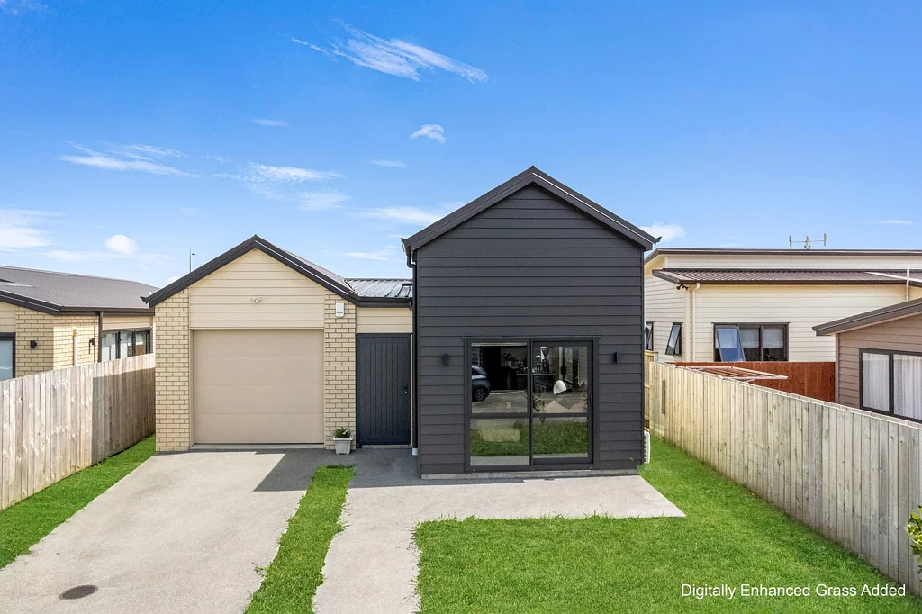 Clarks Beach 3 Slaapkamer Priced Sharply Act Now! Coastal Living Made Easy