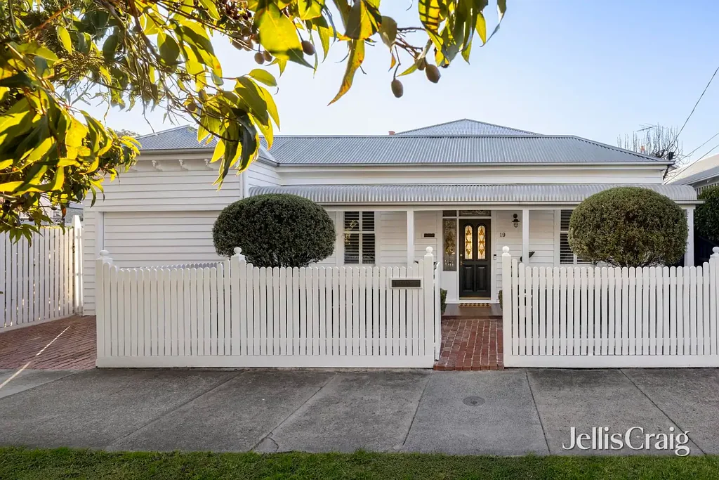 Sandringham 5 Bedroom Victorian charm with contemporary warmth