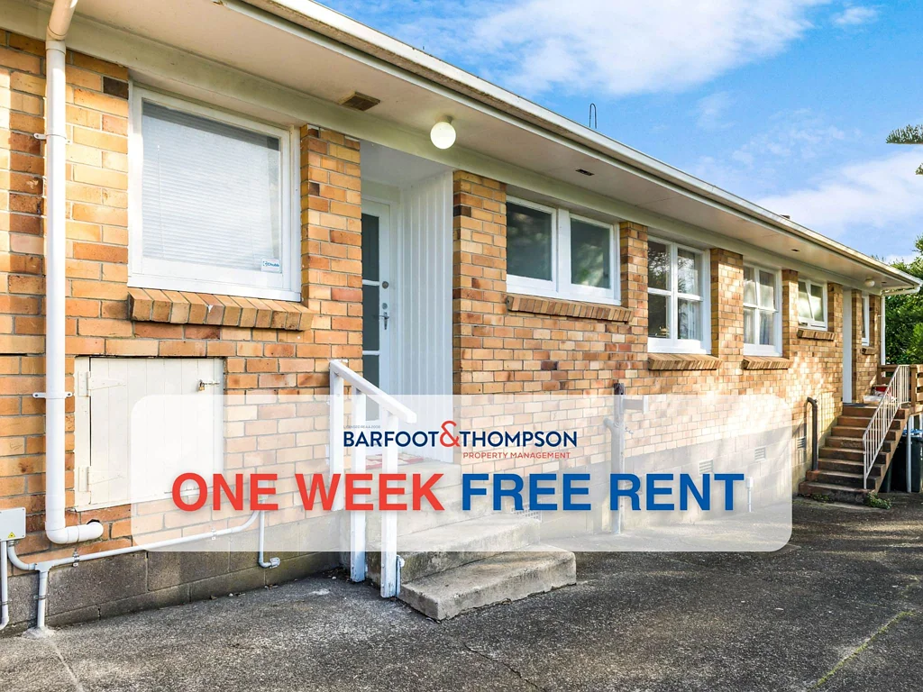 Solid 2 Bedroom Brick and tile unit in Central...