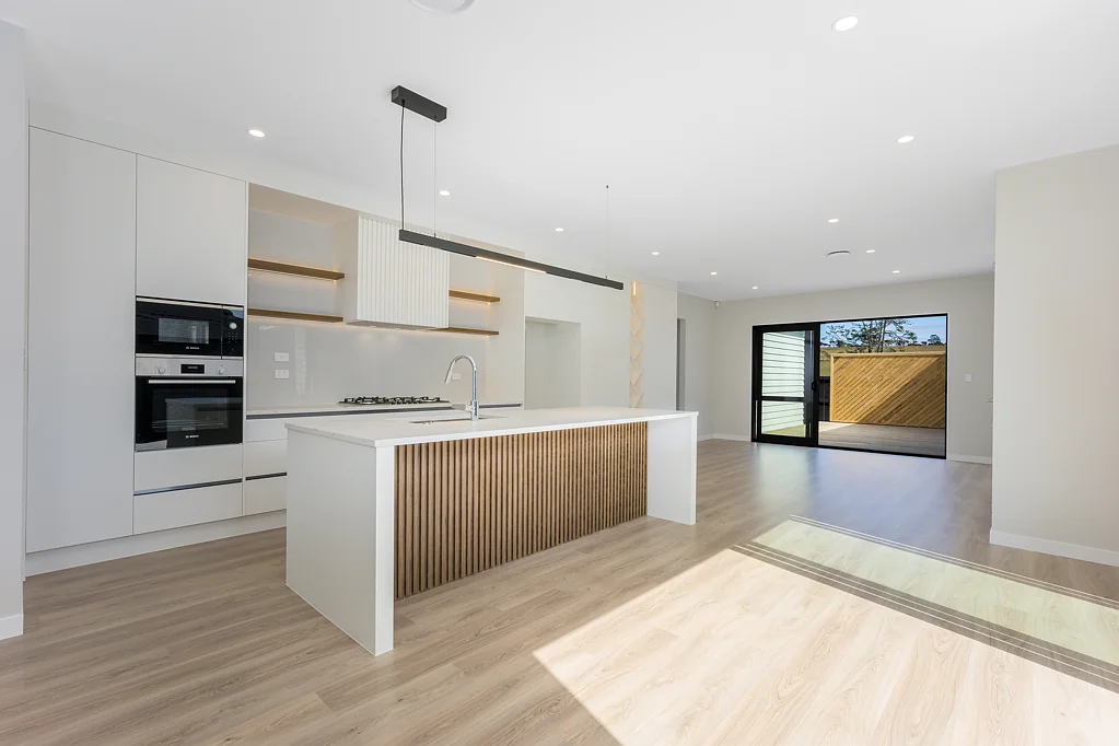 Milldale 5Zimmer Prime Spot, Granny Flat, and Natural Light