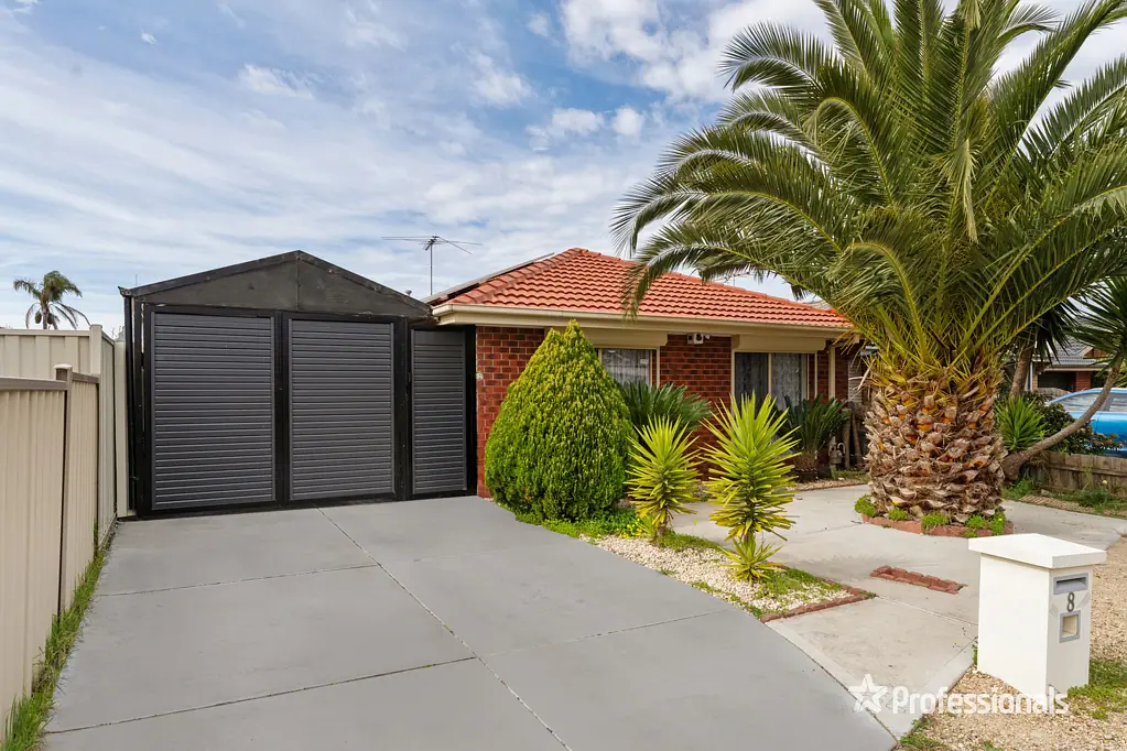 8 Barley Court, Delahey, VIC 3037