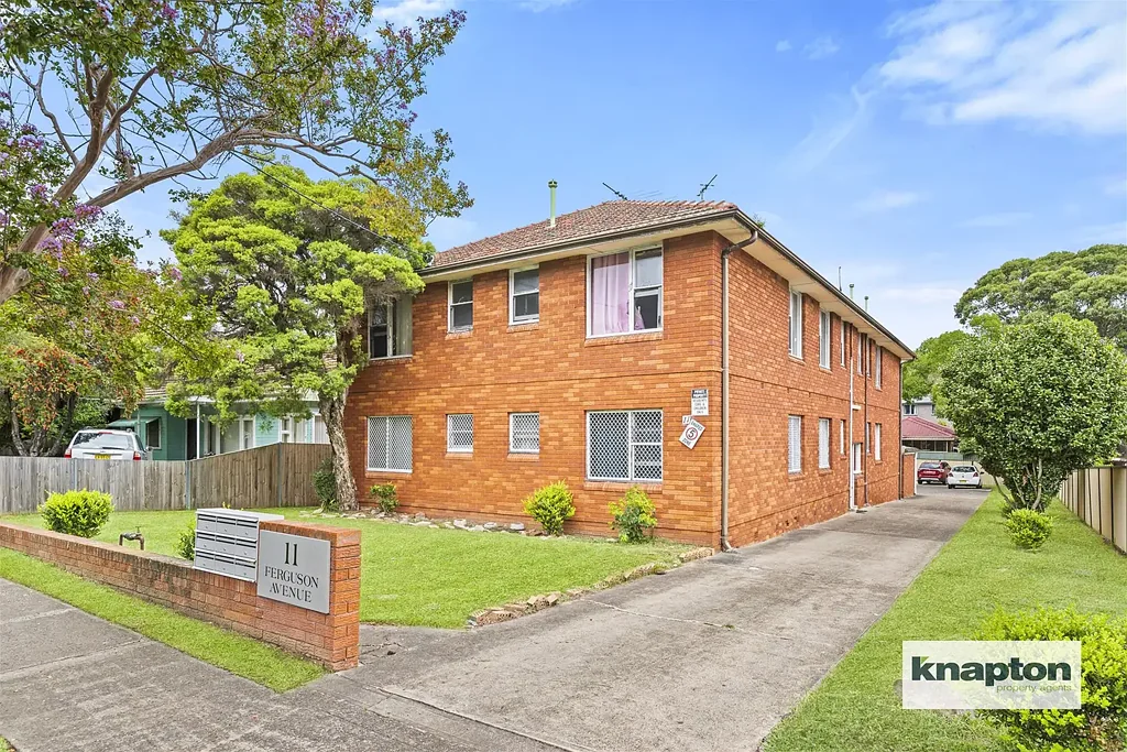 Wiley Park 1 Bedroom CONVENIENT LOCATION