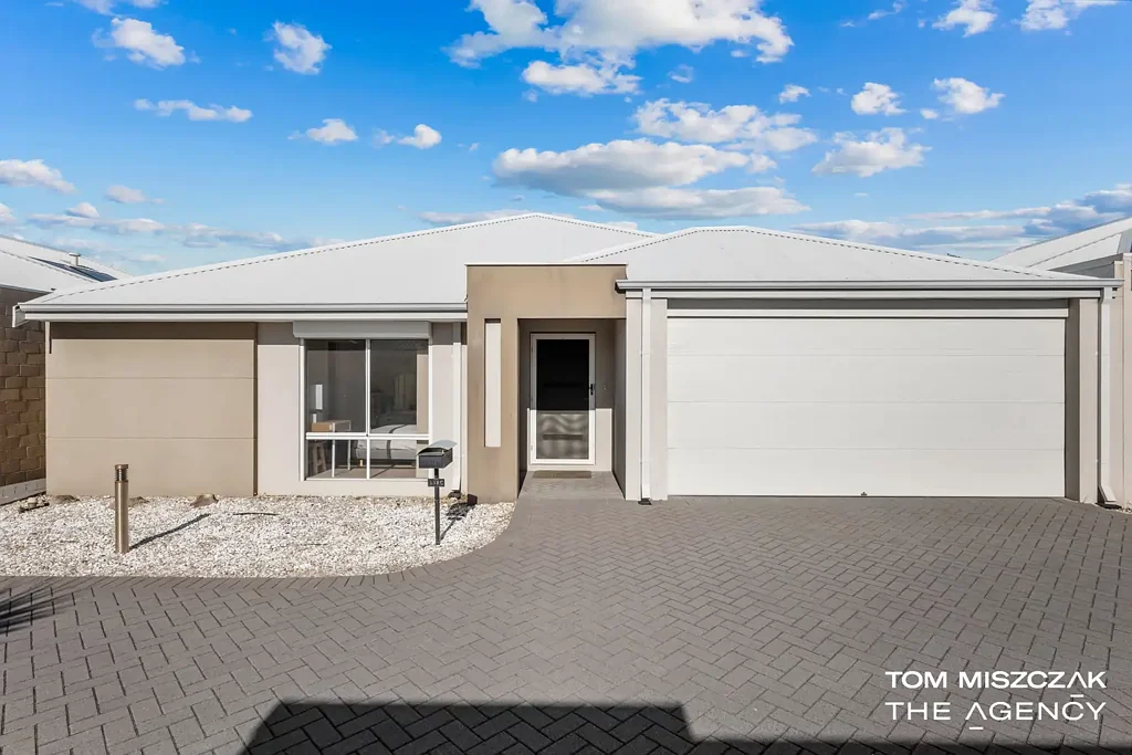 118C Thomas Street, Queens Park, WA 6107