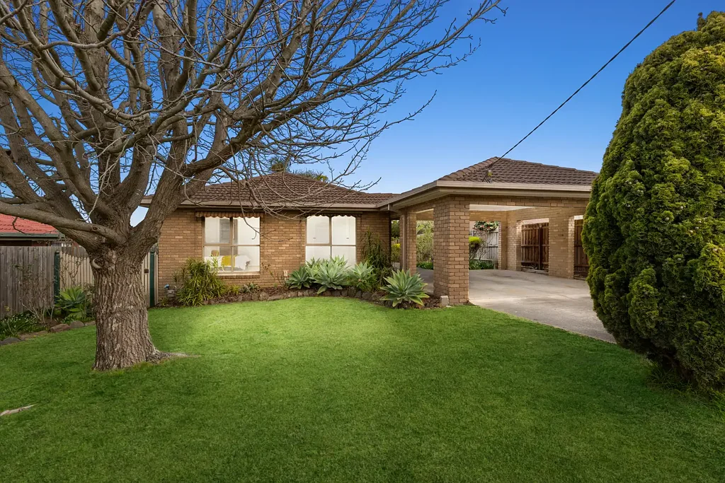 Wheelers Hill 4 Bedroom Family Comfort with Effortless Indoor-Outdoor Living