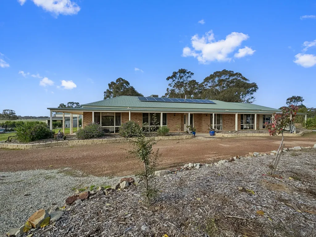 Bailieston 4Zimmer 191 Acres with exceptional views !!
