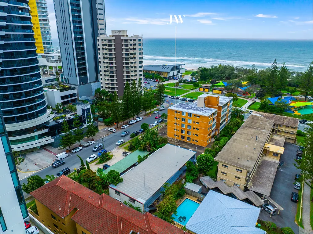 Beachside Living in the Heart of Broadbeach