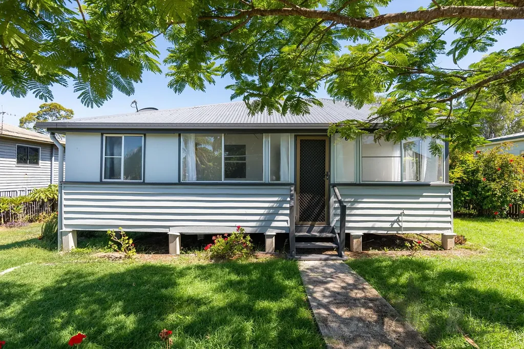 Bundaberg East 3部屋 Elegant East Bundaberg Living – Lifestyle & Investment Appeal