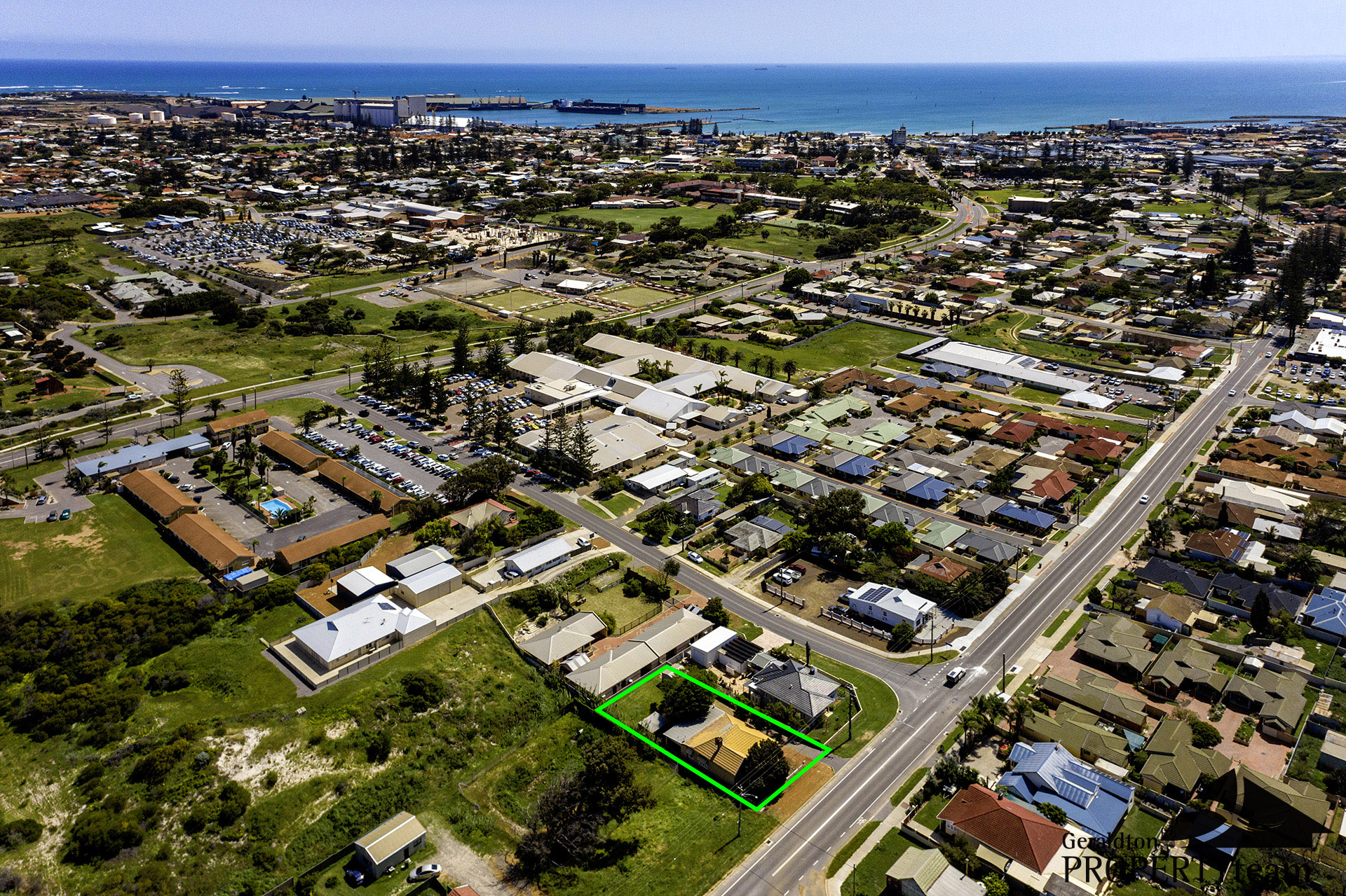 222 DURLACHER ST, GERALDTON WA 6530, 0 phòng ngủ, 0 phòng tắm, House