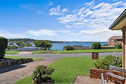 24 Sunlight Parade, Fishing Point