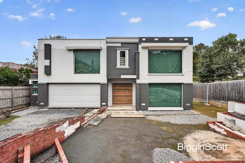 Glen Waverley 3chambre COMPLETE THE DREAM - WALK TO THE GLEN!