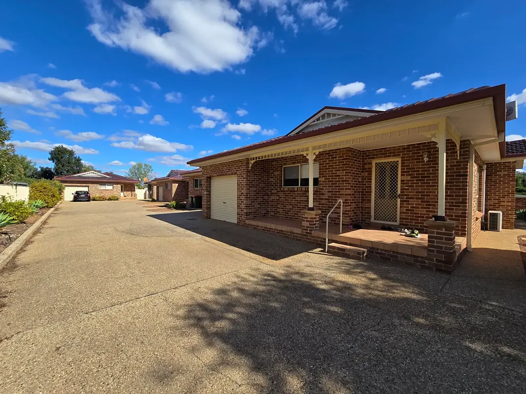 Griffith 11 Bedroom Close to the CBD