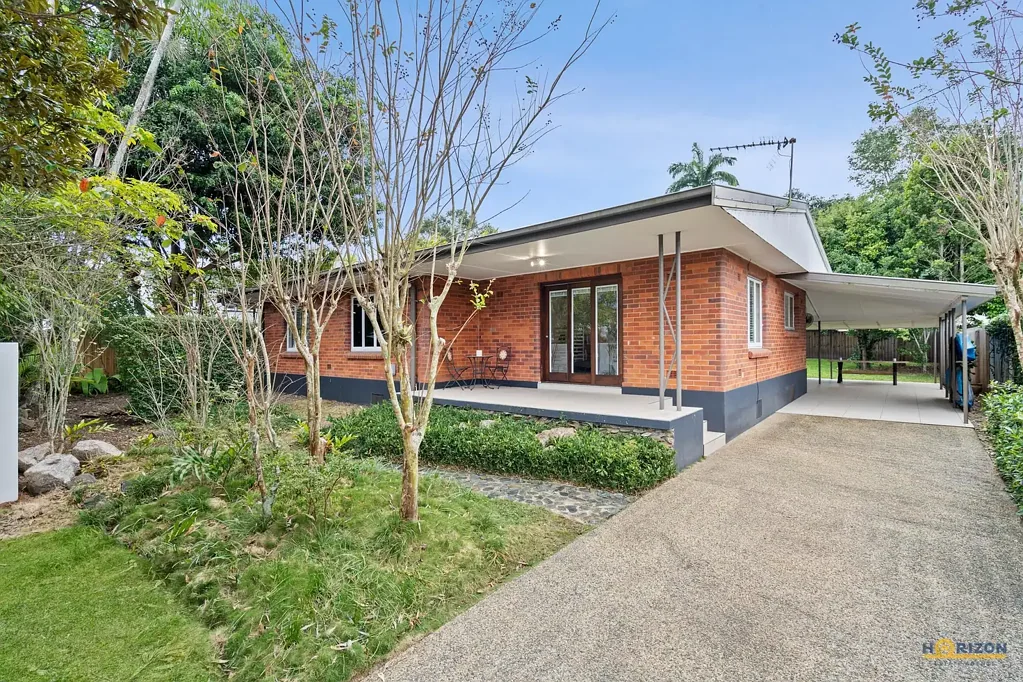 204 Woodward Street, Whitfield, QLD 4870