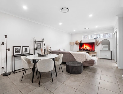 11 & 11A Grazier Way, North Richmond, Outer Western Sydney, 6 chambres, 3 salles de bain, House