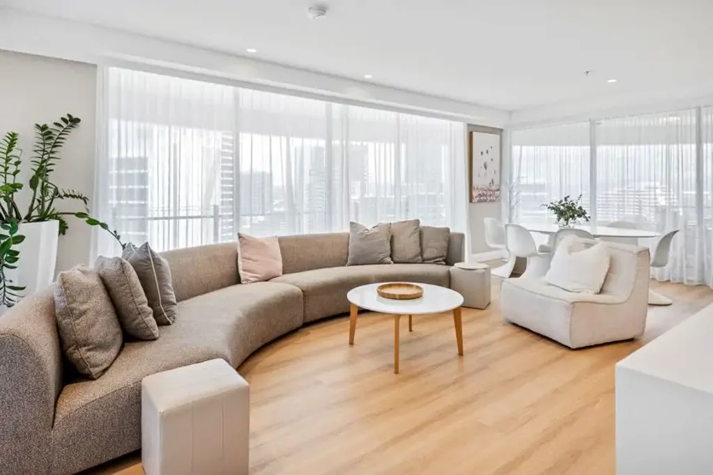 2104/89 Surf Parade, Broadbeach, QLD 4218