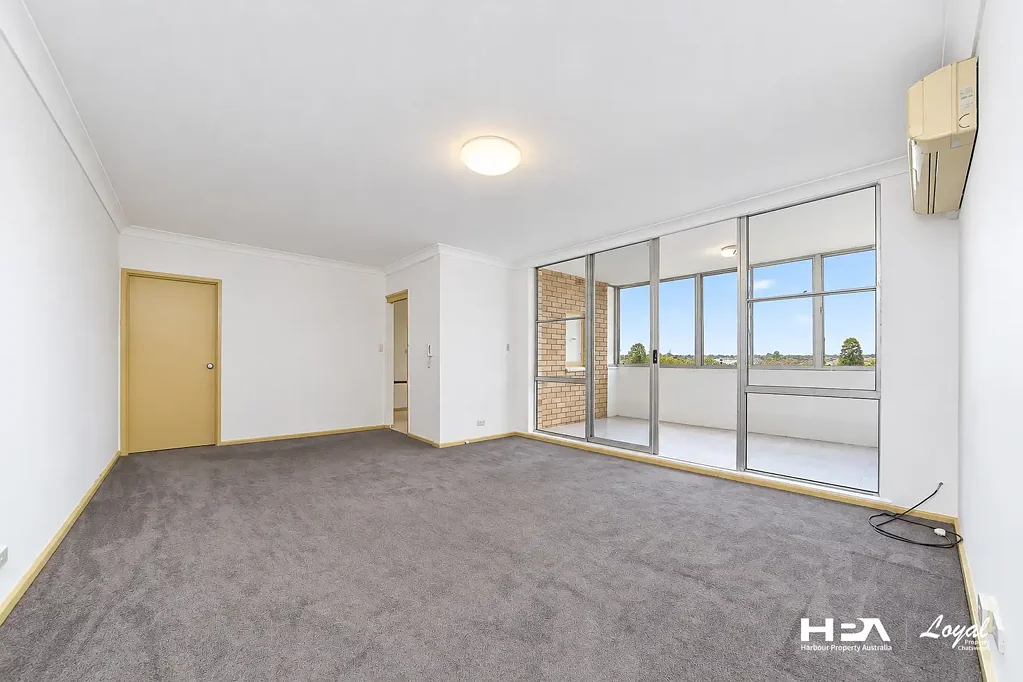 Chatswood 2房 宽敞实惠公寓，潜力无限 Spacious & Affordable Apartment with Future