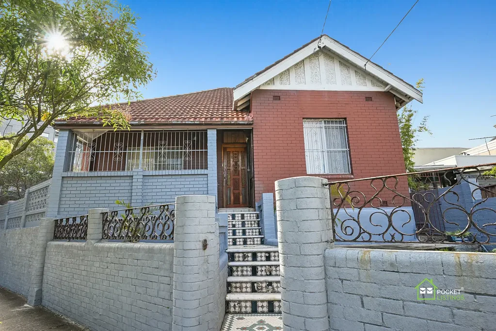 Waterloo 5 Bedroom Prime Location With Huge Potential