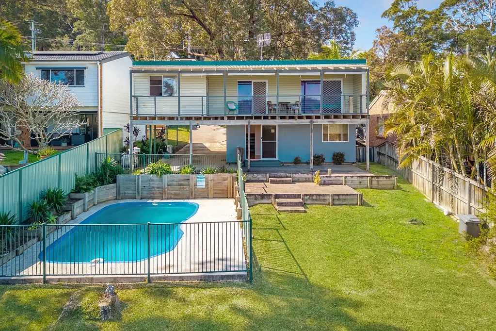 20 Broadwater Drive, Saratoga, NSW 2251