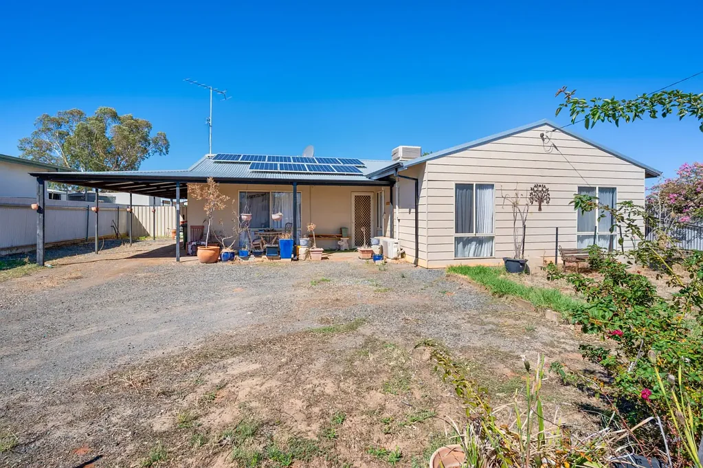 101 Shaw Street, Coolgardie, WA 6429