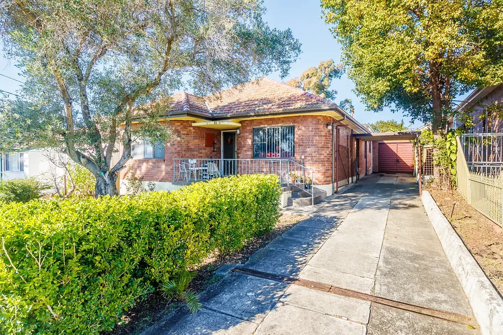 50 Moree Avenue, Westmead, NSW 2145