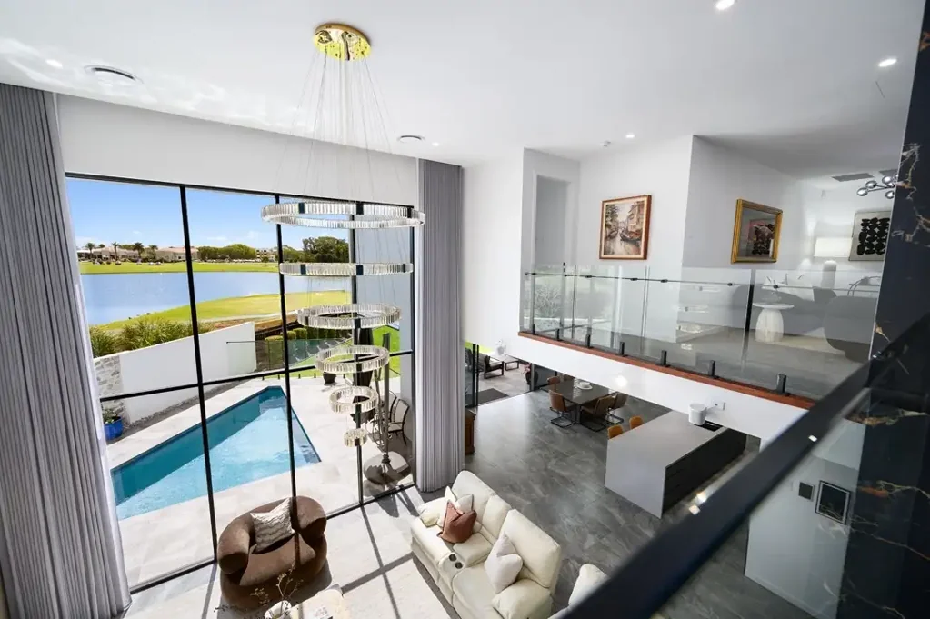 Hope Island 5कमरा Where Luxury Meets Lifestyle, The Finest Golf-Front Address in the Resort