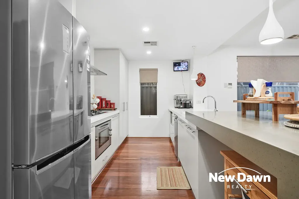 Aveley 4Kwarto LUXURIOUS EX-DISPLAY HOME